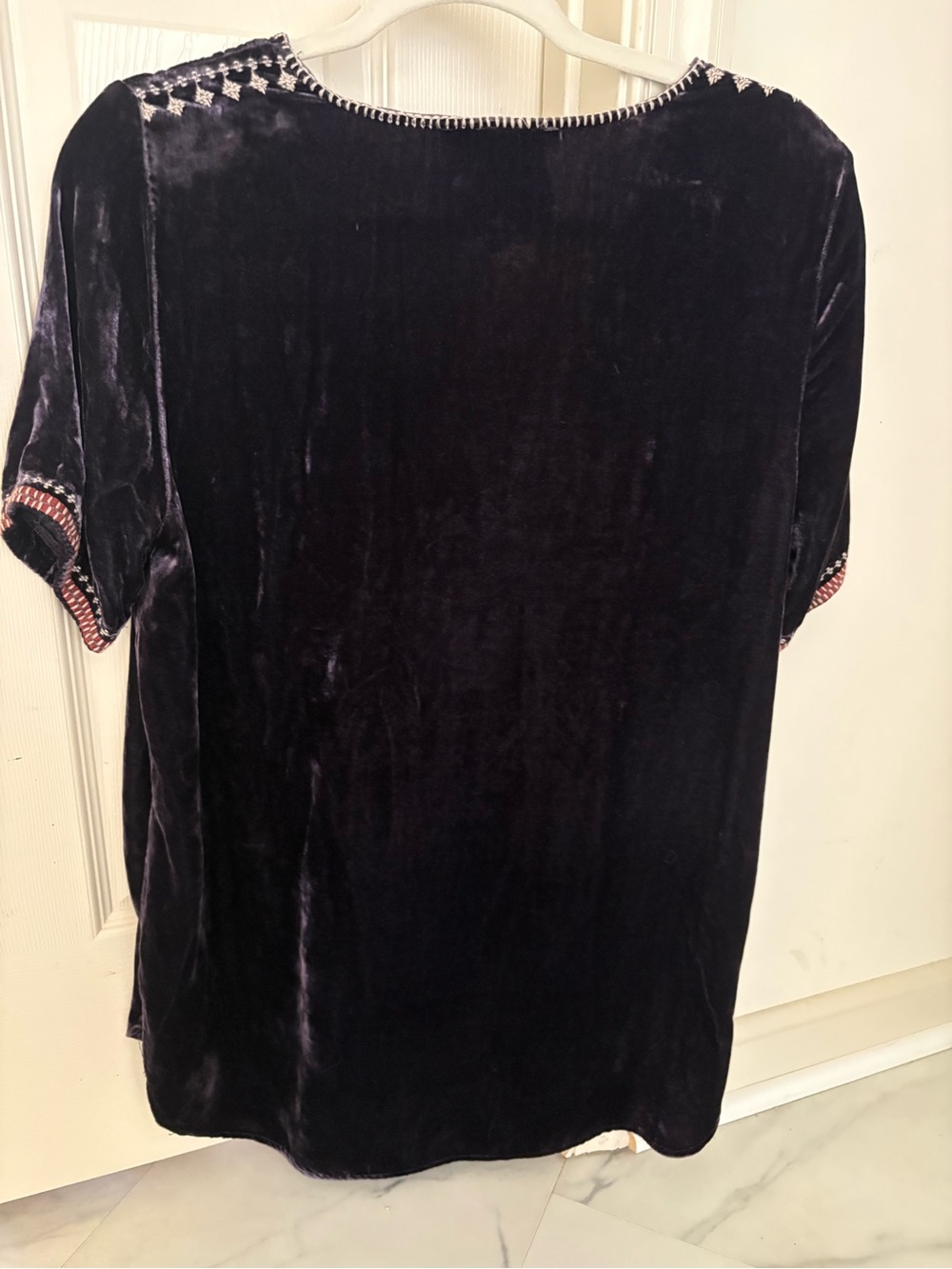 Johnny Was Deep Purple Velvet Floral Embroidered Short Sleeve Tee - Picture 2 of 6